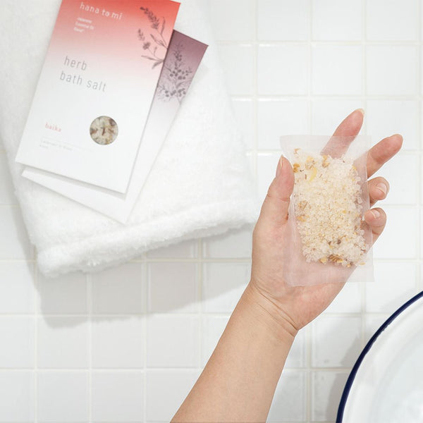 hana to mi Herbal Bath Salts