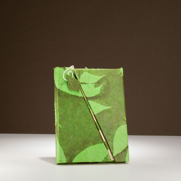 Medium Moss Green Lokta Bold Floral Bamboo Lock Notebook